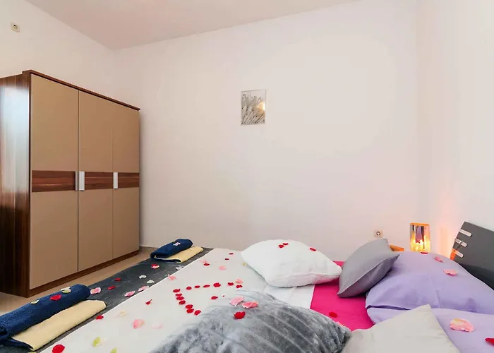 - Paklenica Riviera 35389 Apartment